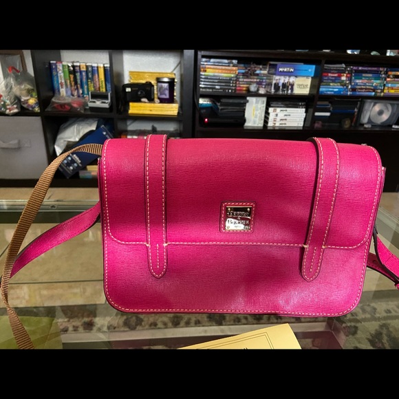 Dooney and Bourke Small Fuchsia Flap bag - Picture 8 of 15